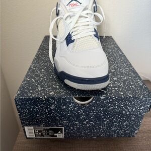 Jordan 4 Retro